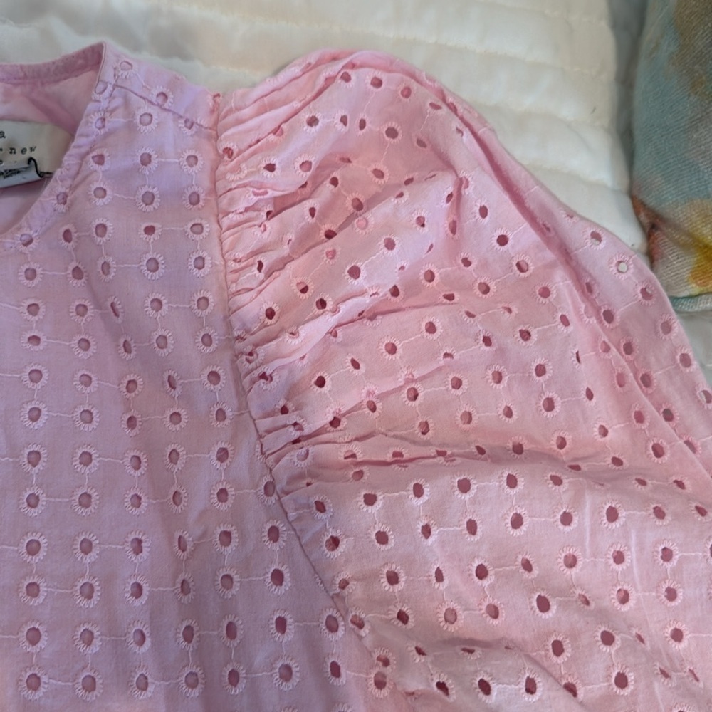 Pink top - Picture 5 of 7
